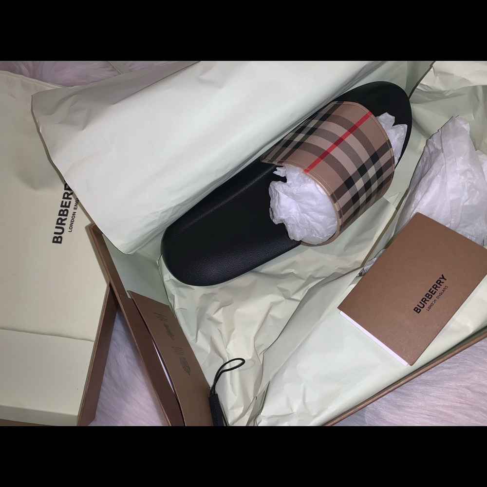 Burberry slides